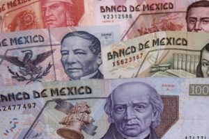 墨西哥比索每日上涨，但连续第四周下跌