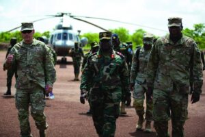 Vojaško posredovanje v Nigru je malo verjetno, pravi najvišji častnik ganske vojske