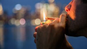 Moradores de Nova Jersey dizem que o direito de usar cannabis em casa supera o direito de não cheirar o uso do vizinho, mostra pesquisa