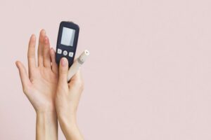 Simplificați îngrijirea diabetului cu monitoarele de glucoză iGlucose Essential de la Smart Meter | Știri și rapoarte IoT Now
