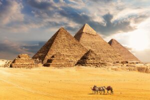 Un furnizor de spyware vizează organizațiile egiptene cu un lanț de exploatare iOS rar