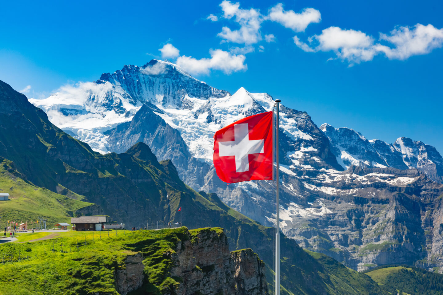 Schweiziske Dank-konti: Første juridiske europæiske cannabis-dispensarer, der åbner i Schweiz