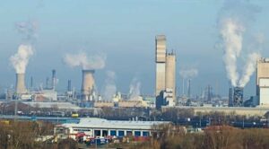 El sistema de créditos de carbono del Reino Unido, ETS, bajo fuego por cierres de plantas rentables