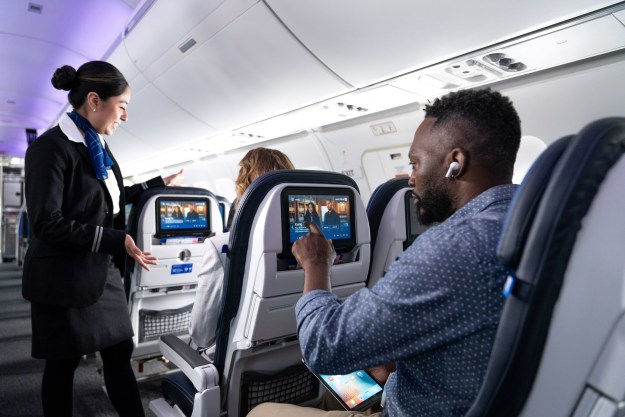 United Airlines mostra i vantaggi della sua flotta abilitata Bluetooth
