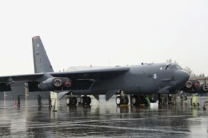 De VS, Zuid-Korea en Japan houden de allereerste trilaterale luchtoefening
