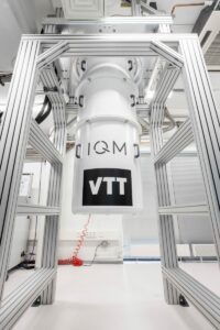 Finlands tekniska forskningscenter VTT och IQM Quantum Computers introducerar en 20-bitars kvantdator - inuti Quantum Technology