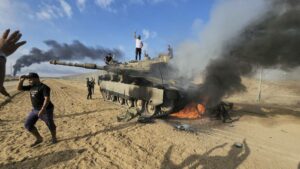 Co musisz wiedzieć o ataku powietrznym, lądowym i morskim Hamasu na Izrael