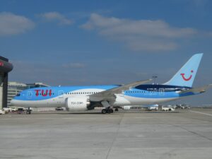 दोषपूर्ण टीयूआई फ्लाई बेल्जियम विमान के कारण 300 बेल्जियमवासी अभी भी डोमिनिकन गणराज्य और जमैका में फंसे हुए हैं