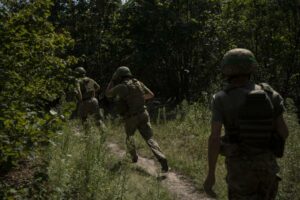Voitto Ukrainassa vaatii ohjausjaon