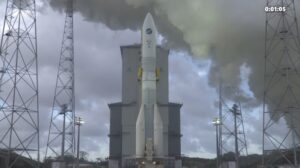 Ariane 6 réalise un test de tir statique de longue durée