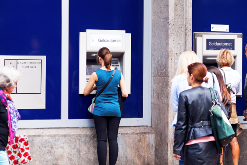 Haittaohjelmien rikkomuksiin haavoittuvat pankkiautomaatit