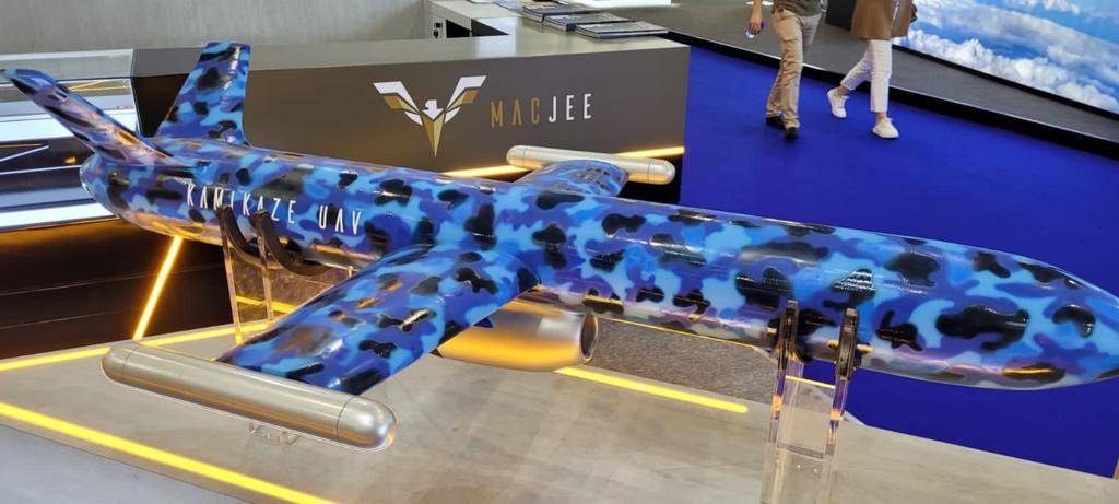 A brazil Mac Jee cég bemutatta a robbanó drónt, a bemutatót hónapokon belül
