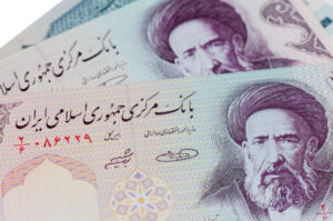 Peaaegu 300 võltsrakenduse uputus ujutab Iraani pangandussektori üle