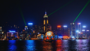 Hong Kong intensifie la surveillance des échanges cryptographiques face aux récentes fraudes