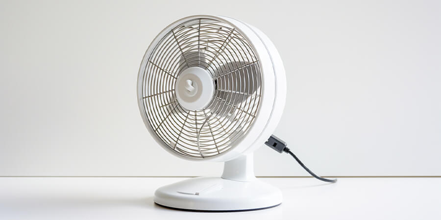 Small desk fan