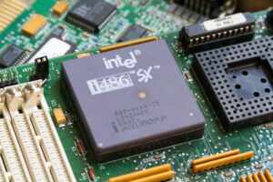 Intel Menghadapi Gugatan Bug 'Kejatuhan', Meminta $10K per Penggugat