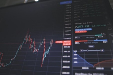LeverageSix Crypto Trading -alusta: Luottamuksen navigointi online-kaupankäynnin maailmassa