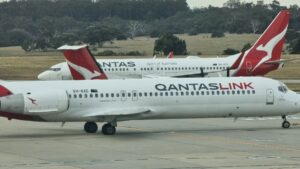 Qantasin oikea-aikainen kotimainen suorituskyky putoaa Jetstarin alapuolelle
