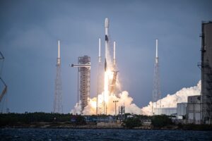Ракета SpaceX Falcon 9 запустила третью пару спутников O3b mPOWER с мыса Канаверал