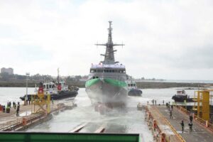 צוותי Navantia של ספרד עם בוני ספינות אוסטרליים להצעת קורבט