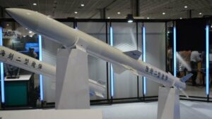 Tajvan je začel množično proizvodnjo zračnega obrambnega sistema Sky Sword II