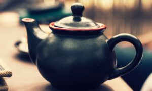 آنچه باید قبل از افزودن CBD به چای خود بدانید