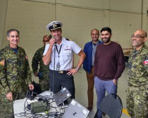 Kanada, mobil iletişim için ABD askeri uydularından yararlanıyor
