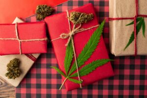 Connecticut permite la venta de marihuana, no de alcohol, en Navidad y Año Nuevo | Tiempos altos