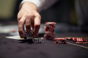 Dara O'Kearney: Il ritorno della leggenda del poker Gary Clarke