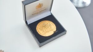 Kung Charles-stödda gruppens medalj för Qantas academy