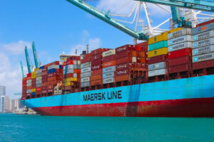 Maersk หยุดการจราจรเรือคอนเทนเนอร์ทะเลแดงทั้งหมด