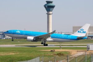 Nagła sytuacja medyczna: Airbus A330 KLM do Vancouver wraca do Amsterdamu
