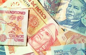 A mexikói peso stabilan tartja magát a dollárt erősítő pozitív amerikai adatok közepette