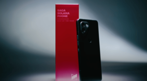 Solana Mobile 的 Saga 手机已售罄，荣获 MKBHD 的“年度最佳半身像”奖