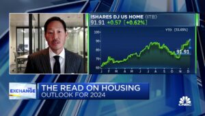 Mortgage rates will settle in the 6.5% range by mid-2024, says Evercore's Stephen Kim