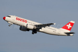 Ny overenskomst godkendt af kabinepersonale; Swiss lægger grundlaget for en succesrig fælles fremtid, bringer sit sidste lagrede fly tilbage