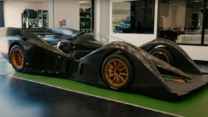 L'auto da pista Rodin FZero V10 offre un'esperienza F1 vecchia scuola - Autoblog