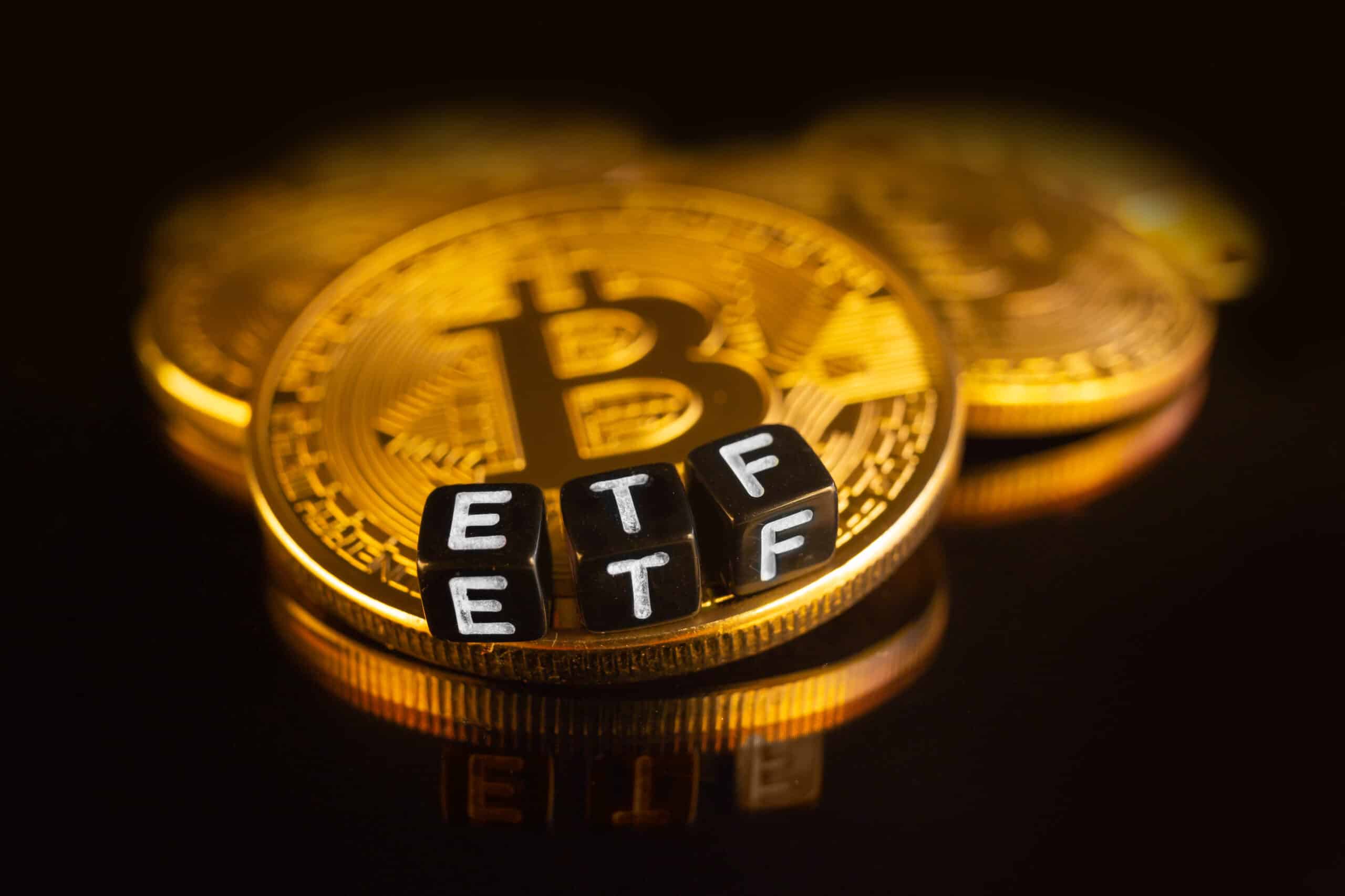 نشانه ها به طور فزاینده ای به تأیید ژانویه برنامه های ETF Spot Bitcoin اشاره می کنند
