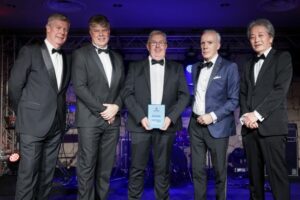 Suzuki crowns Leslie's national and regional dealer of the Year