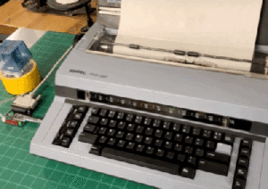 ¿Cuándo una máquina de escribir es una impresora? Cuando tiene un puerto paralelo