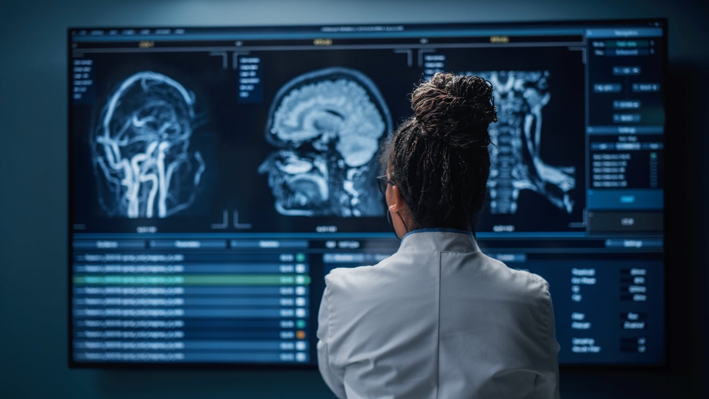 Aditxt pridobi sredstva za spremljanje EEG možganov družbe Brain Scientific