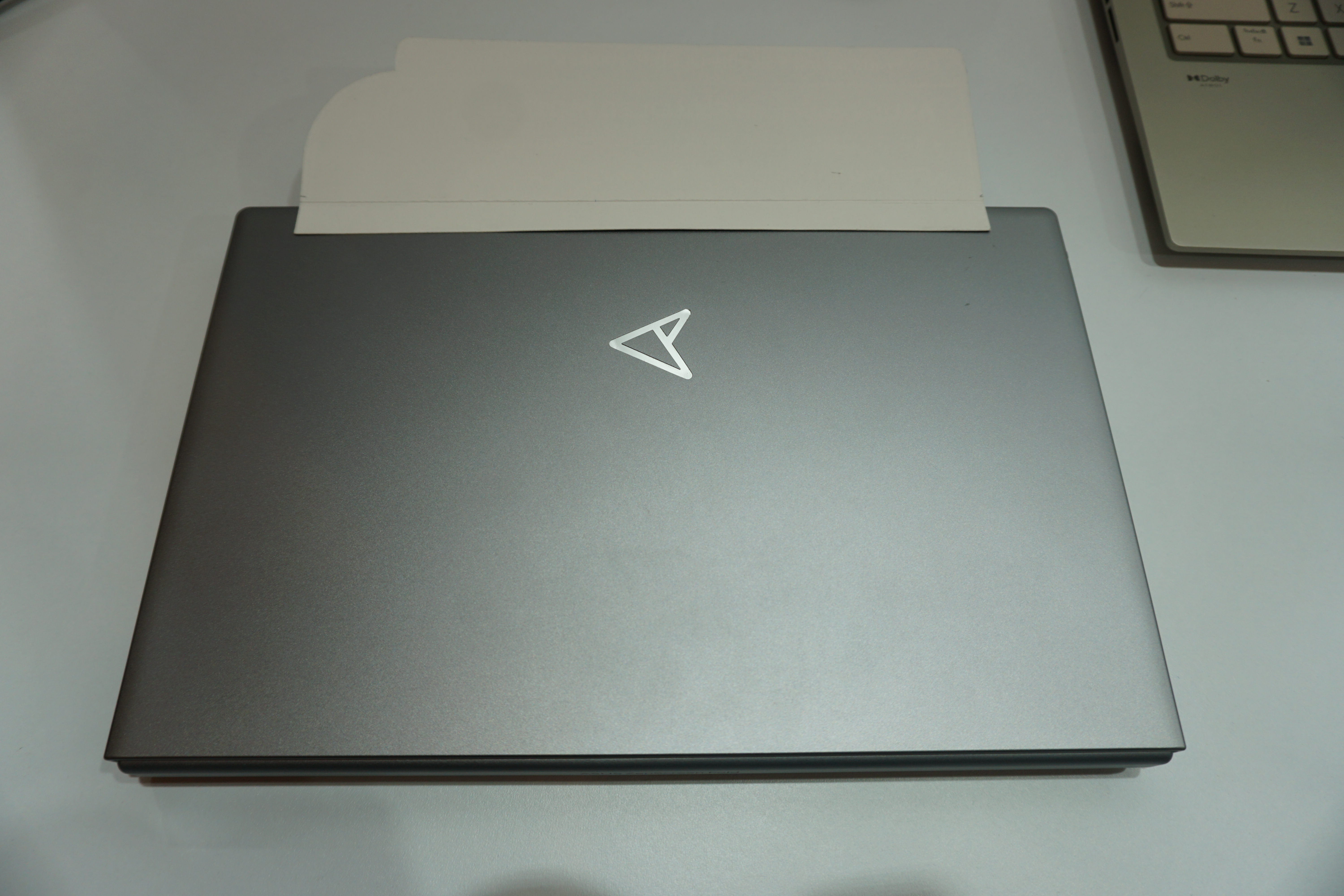 Asus ZenBook Lipat OLED