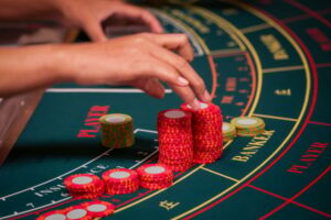 Baccarat Dealer Fixed Casino igre v vrednosti 124 tisoč $