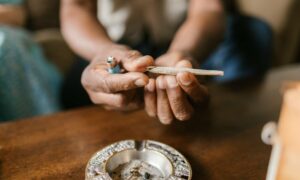 Best Tips To Roll Your Own Joint