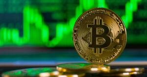 Bitcoin stijgt naar $43, omdat de instroom van ETFs de verkoopdruk overtreft