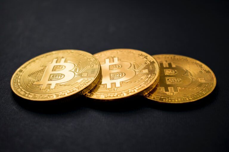 Bitcoins pris nærmer sig fem måneders sejrsrække, da spot-ETF'er øger efterspørgslen