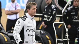 Brad Pitt di Rolex 24 untuk memfilmkan adegan untuk film Formula Satu - Autoblog