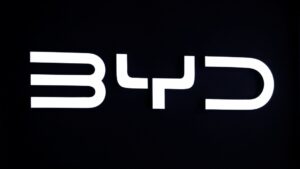 BYD lõpetab lekkeprobleemide tõttu hübriid-EV-dele kottiakude valmistamise – Autoblog