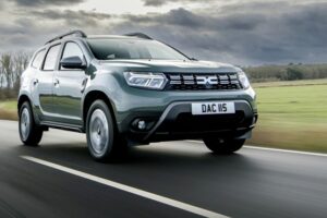 Dacia encourages Duster buyers now to 'flex' into new model this winter