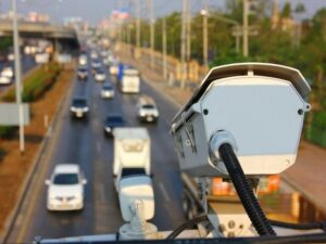 Делі використовує камери на основі штучного інтелекту для підвищення безпеки дорожнього руху